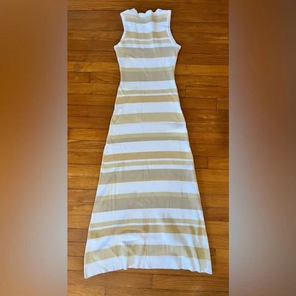 Lucca Fitted Maxi - Picture 1 of 6